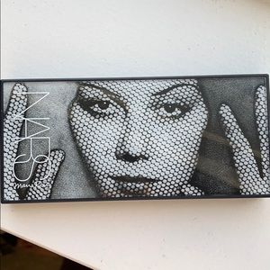 NARS Man Ray The Veil Cheek Palette